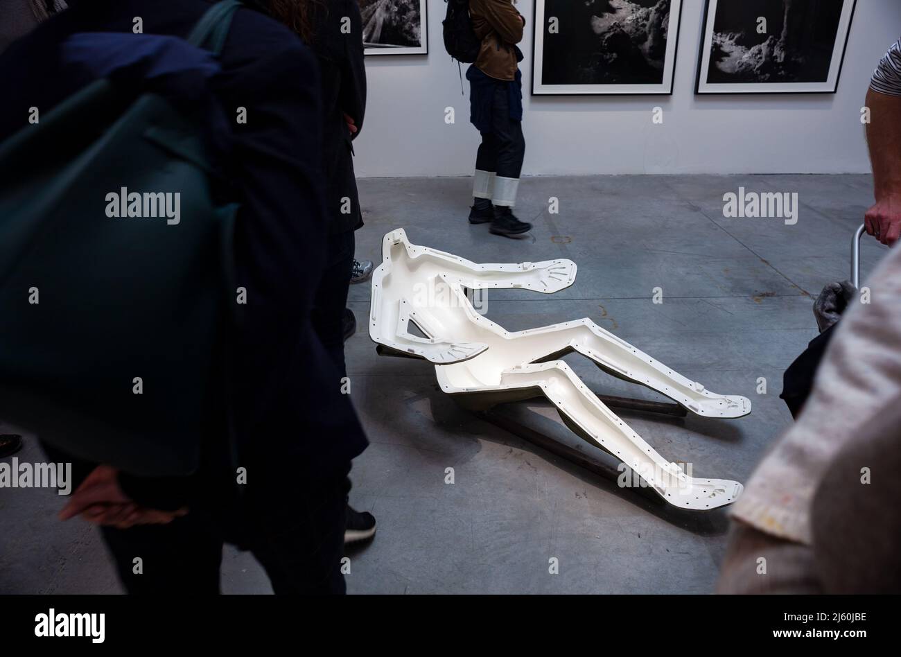 VENECIA, ITALIA - Abril 20: Instalación titulada Maintenancer de Sidsel Meineche Hansen en la exposición de Arte Internacional de Venecia bianualmente en 59th en AP Foto de stock