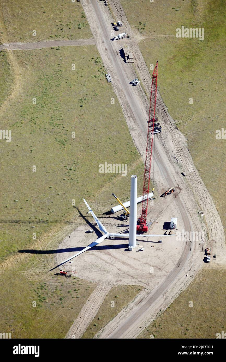 Vista aérea de los aerogeneradores en construcción. Foto de stock