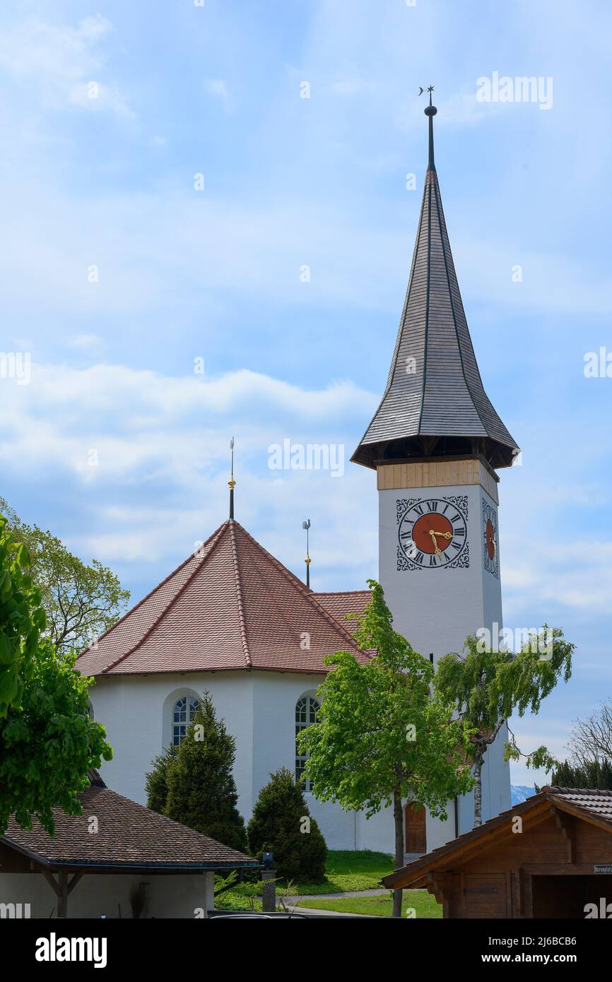 Iglesia reformada de Sigriswil, Cantón de Berna, Suiza Foto de stock