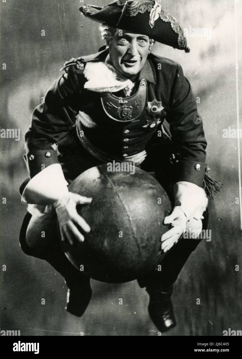 El actor alemán Hans Albers en la película The Adventures of Baron Munchausen, Alemania 1943 Foto de stock