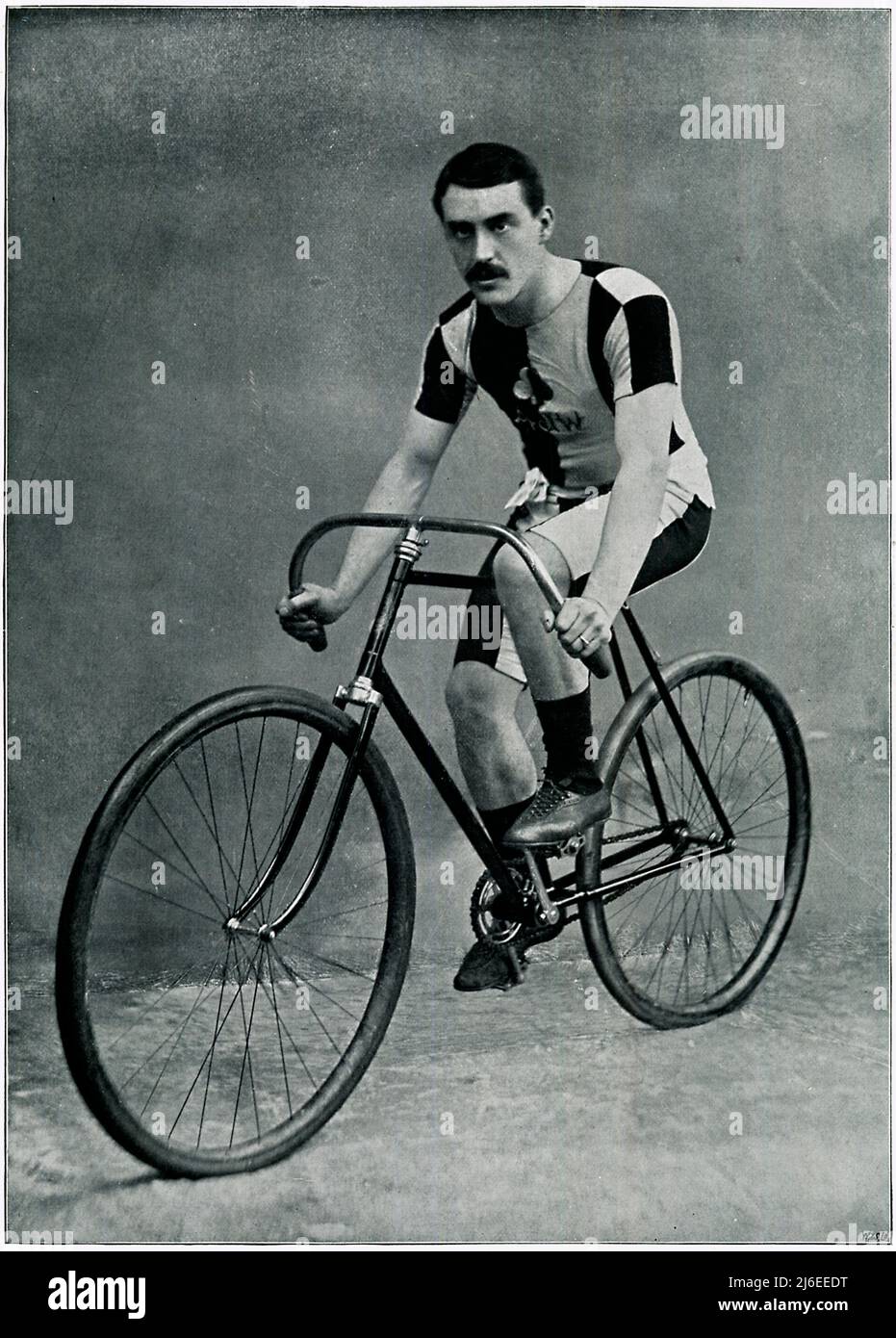 AJ Watson, retrato de 1895 del ciclista inglés aficionado a las carreras, campeón en una y cinco millas en la pista en 1895 Foto de stock