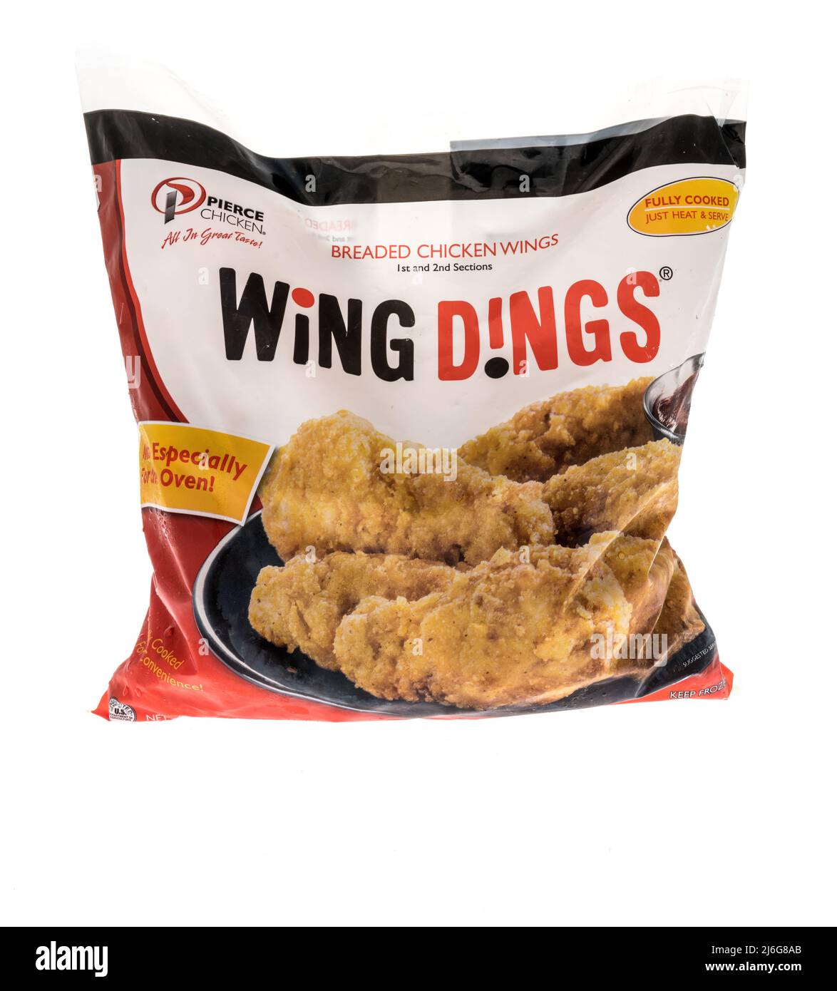 Winneconne, WI -23 de abril de 2022: Un paquete de fornitos de alas de pollo Pierce sobre un fondo aislado Foto de stock
