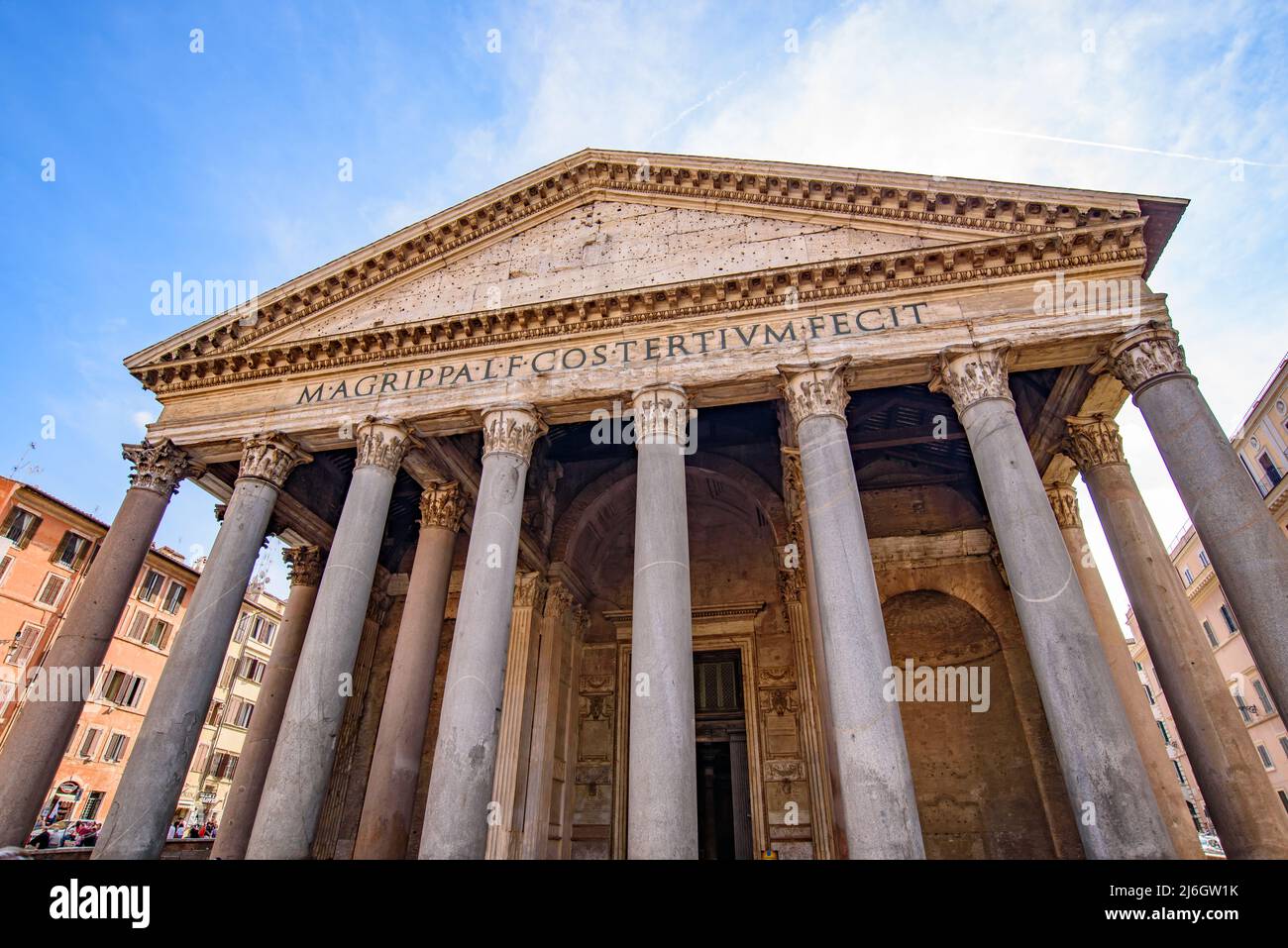 Panteón, antiguo templo romano y iglesia católica, en Roma, Italia Foto de stock
