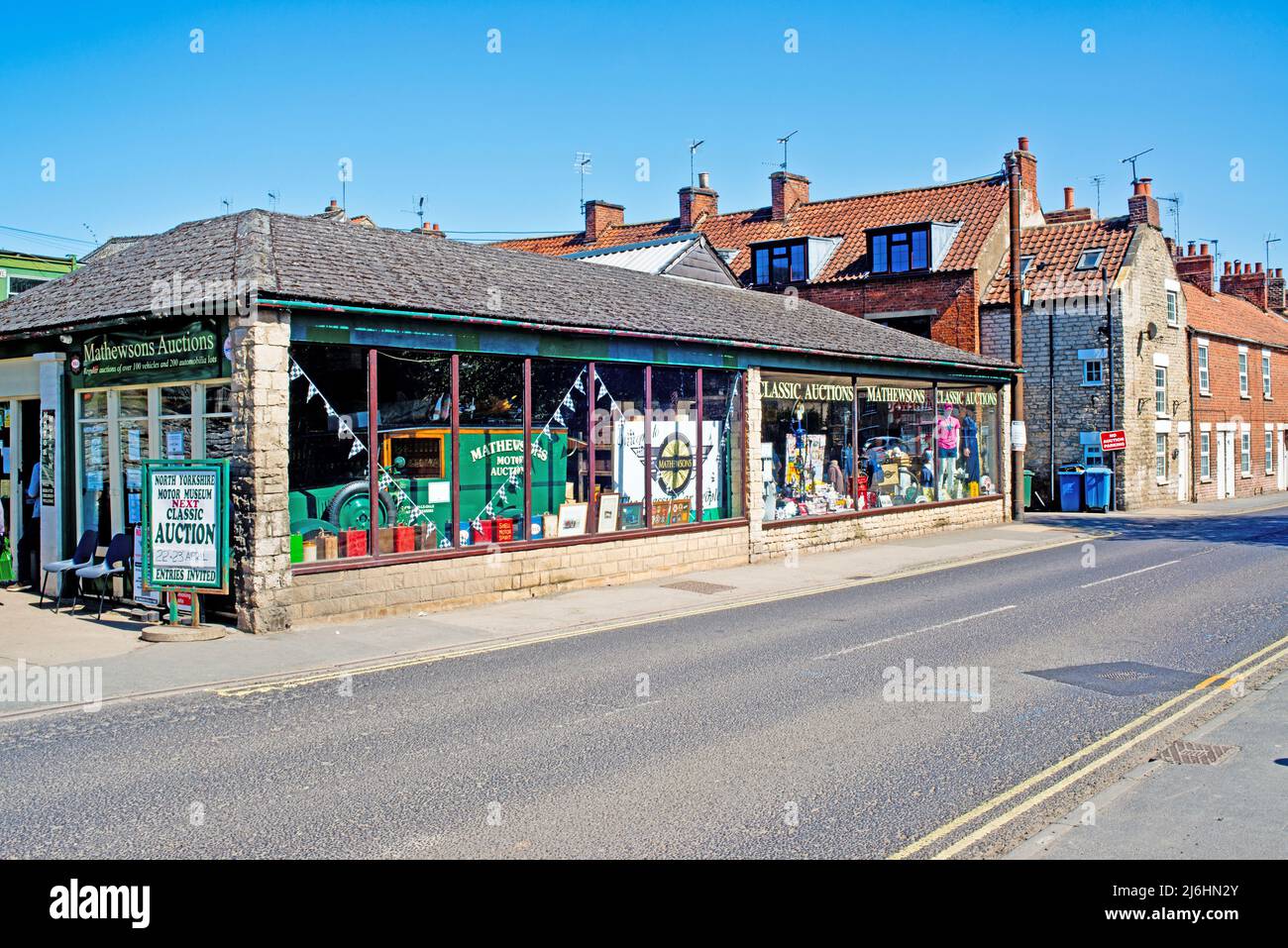 Mathewsons Motor Auctions, Bangers y Cash TV series, Thornton le Dale, North Yorkshire, Inglaterra Foto de stock