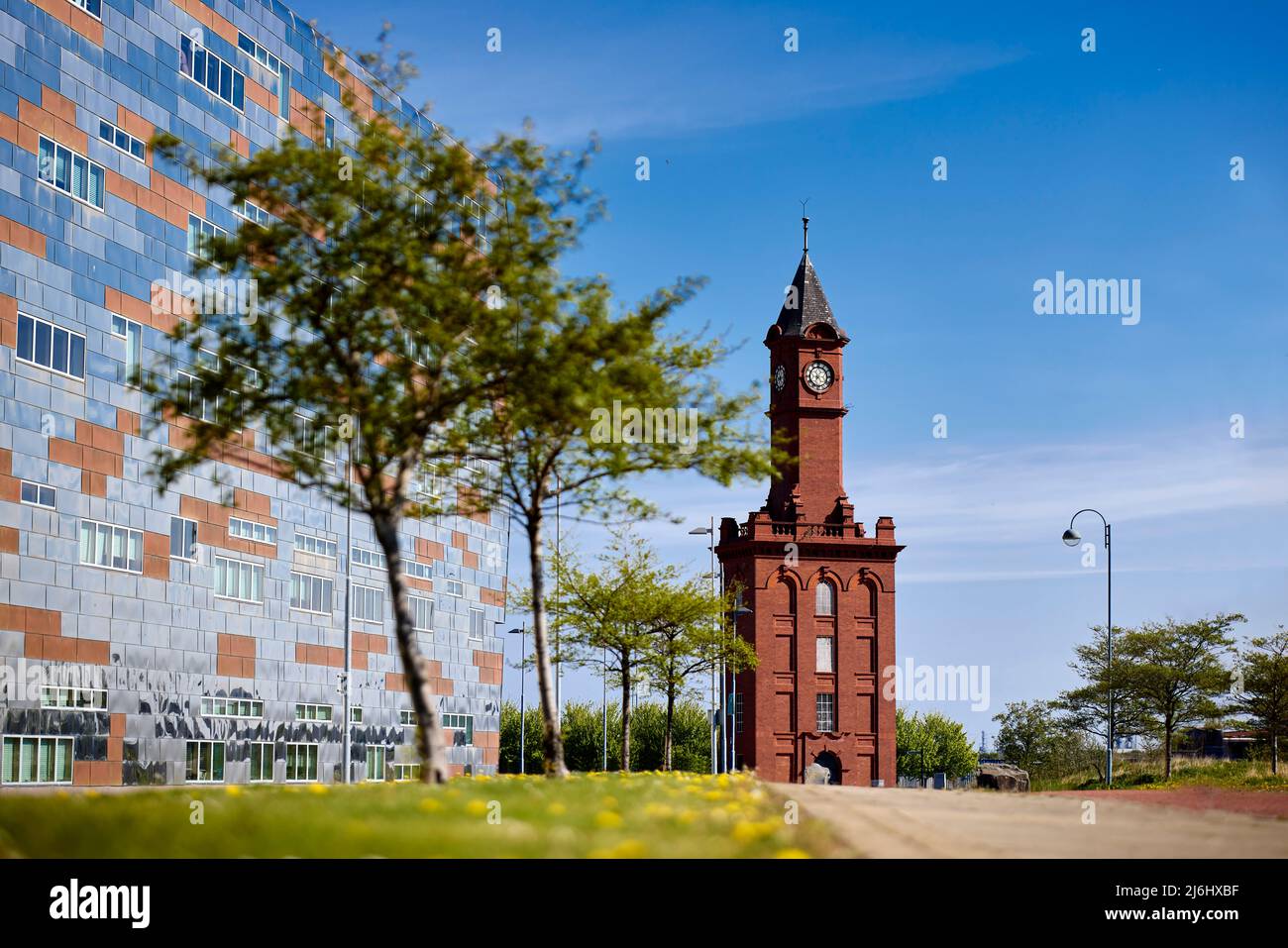 Torre del reloj en Middlehaven Middlesbrough Foto de stock