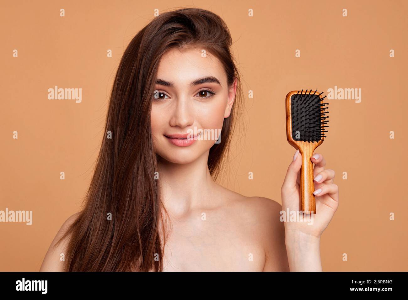 Aceite para máquina de cortar el pelo con espacio de copia Fotografía de  stock - Alamy