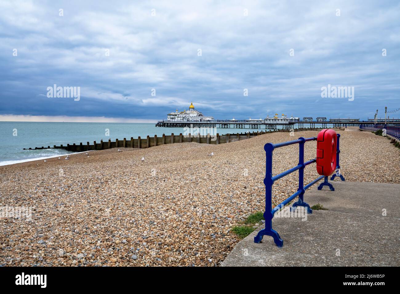 Eastbourne Pier, Eastbourne, East Sussex, Inglaterra, Reino Unido Foto de stock