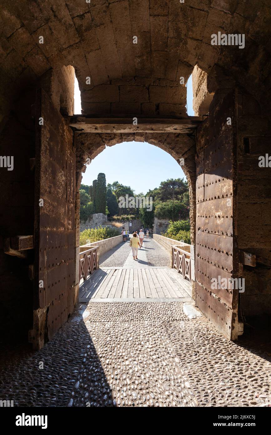 Puerta de Amboise en la fortaleza de Rodas, Grecia Foto de stock