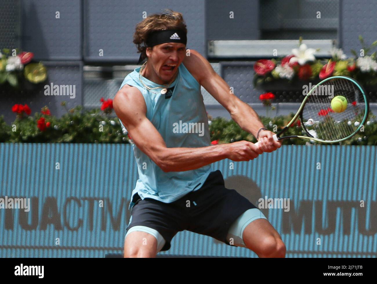 Alexander Zverev, de Alemania, durante el torneo de tenis Mutua Madrid Open  2022 el 4 de mayo de 2022 en el estadio Caja Magica de Madrid, España. Foto  Laurent Lairys/ABACAPRESS.COM Fotografía de