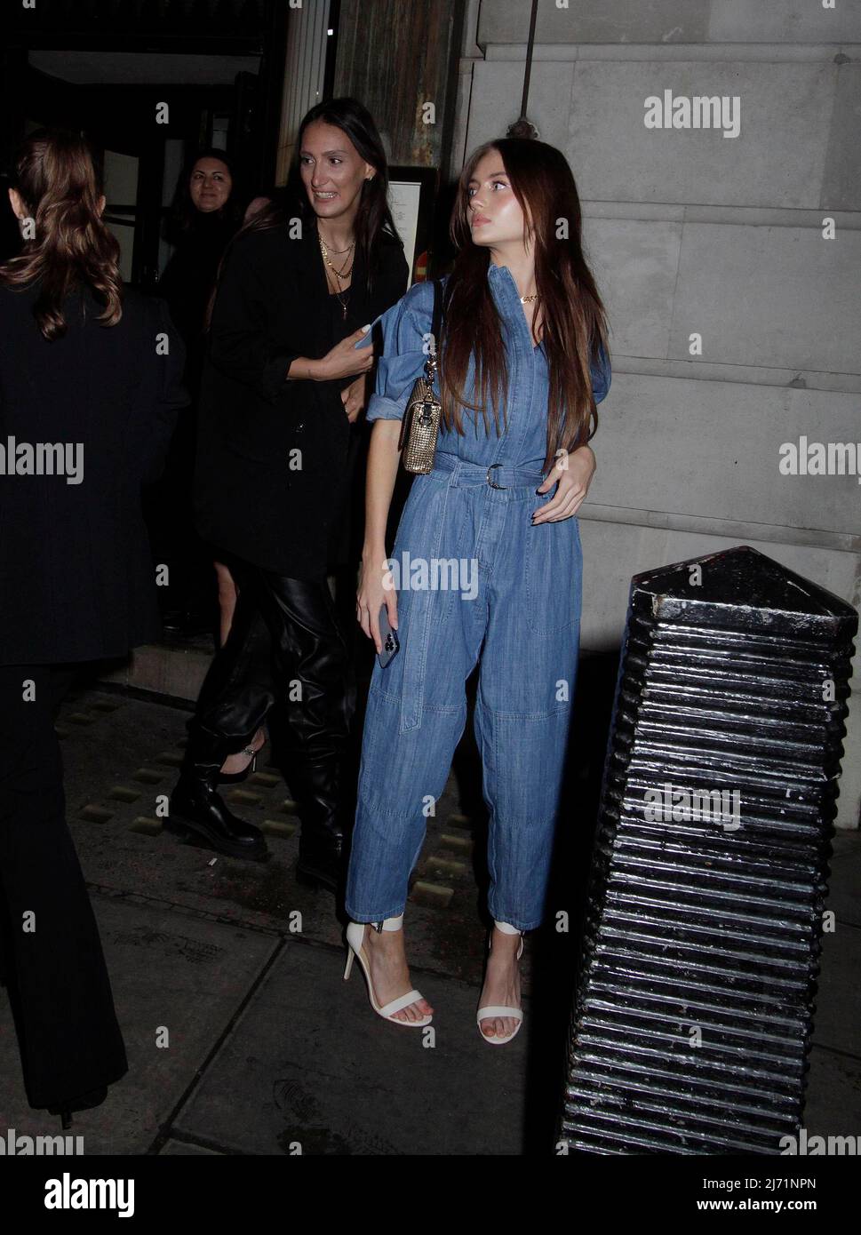 Olivia culpo, leni Klum y otros fueron a langan's para el evento de