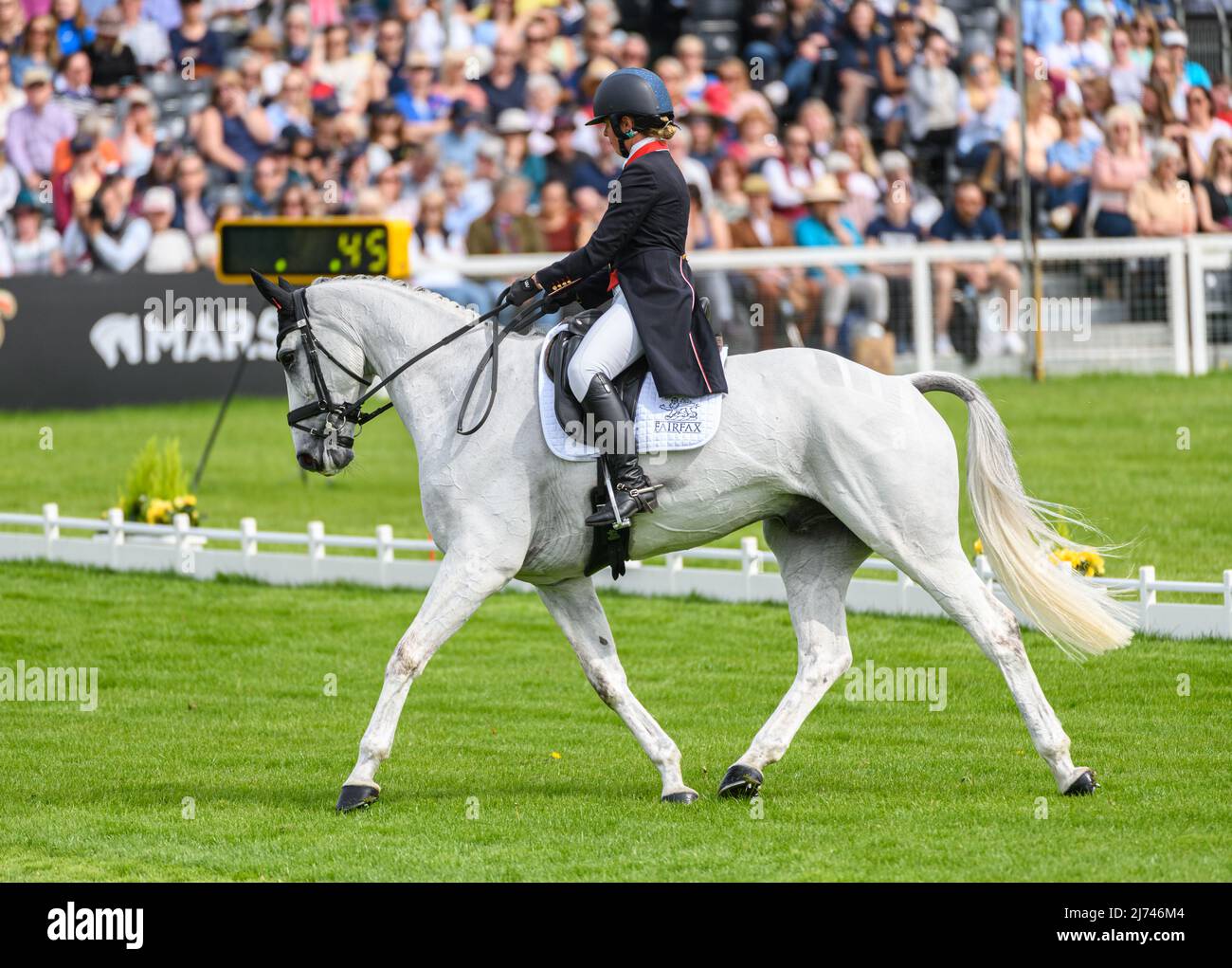 Kitty King y VENDREDI BIATS durante la fase de Dressage, Badminton Horse Trials, Gloucestershire UK 5 de mayo de 2022 Foto de stock