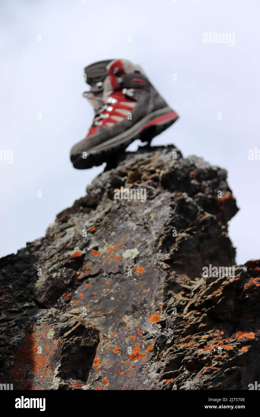 Botas de montaña de mujer de calidad escalada en roca