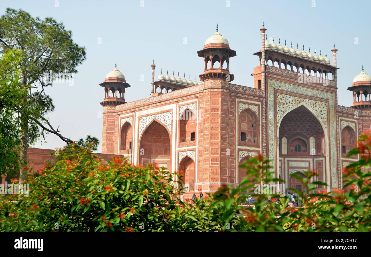 South Grand puerta de entrada del Taj Mahal Foto de stock