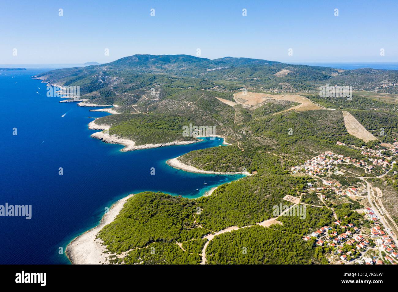 Sur de la isla Vis, Mar Mediterráneo, Croacia Foto de stock