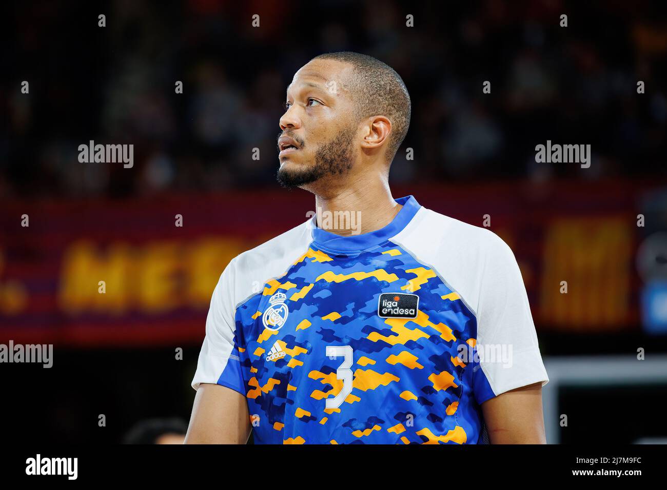 BARCELONA - ABRIL 10: Anthony Randolph en acción durante el partido de la  Liga ACB entre el FC Barcelona y el Real Madrid en el Palau Blaugrana el  10,2022 de abril en