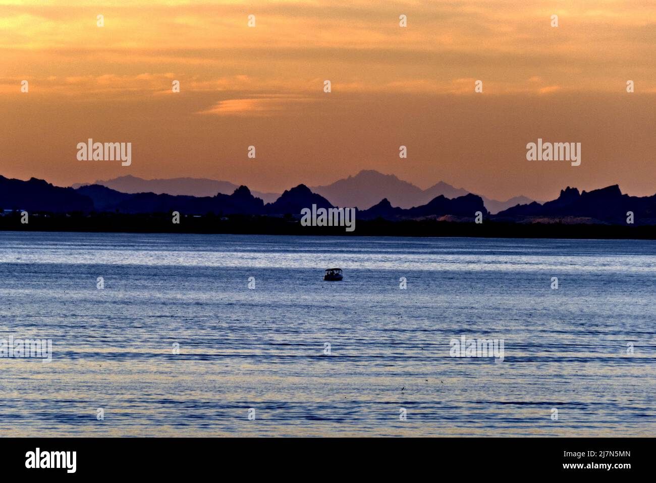 Lake Havasu en Sunset Foto de stock