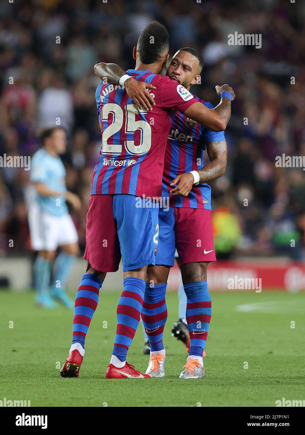 Barcelona, España. 10/05/2022, , los jugadores del FC Barcelona celebran un gol durante el partido de Liga entre el FC Barcelona y el Real Celta de Vigoat Camp Nou en Barcelona, España. Foto de stock