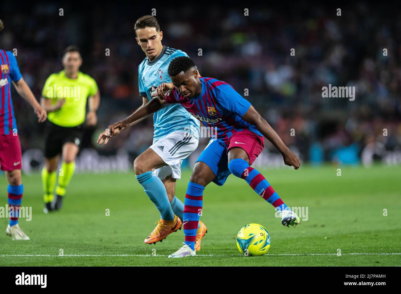 Barcelona, España. 10/05/2022, , Ansu Fati del FC Barcelona durante el partido de Liga entre el FC Barcelona y el Real Celta de Vigoat Camp Nou en Barcelona, España. Foto de stock