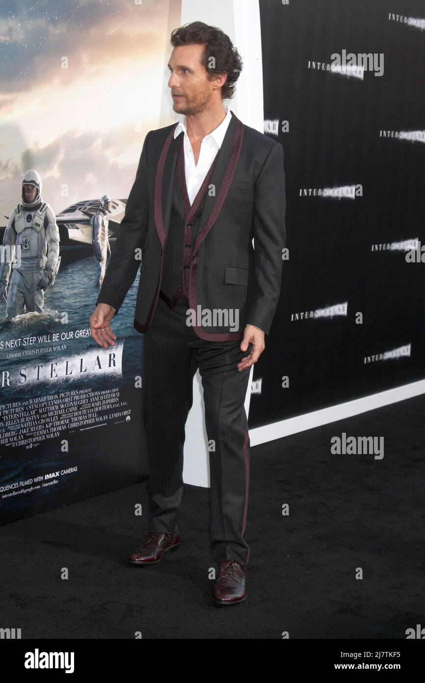LOS ÁNGELES - 26 DE OCTUBRE: Matthew McConaughey en el estreno 'Interestelar' en el TCL Chinese Theatre el 26 de octubre de 2014 en Los Ángeles, CA Foto de stock