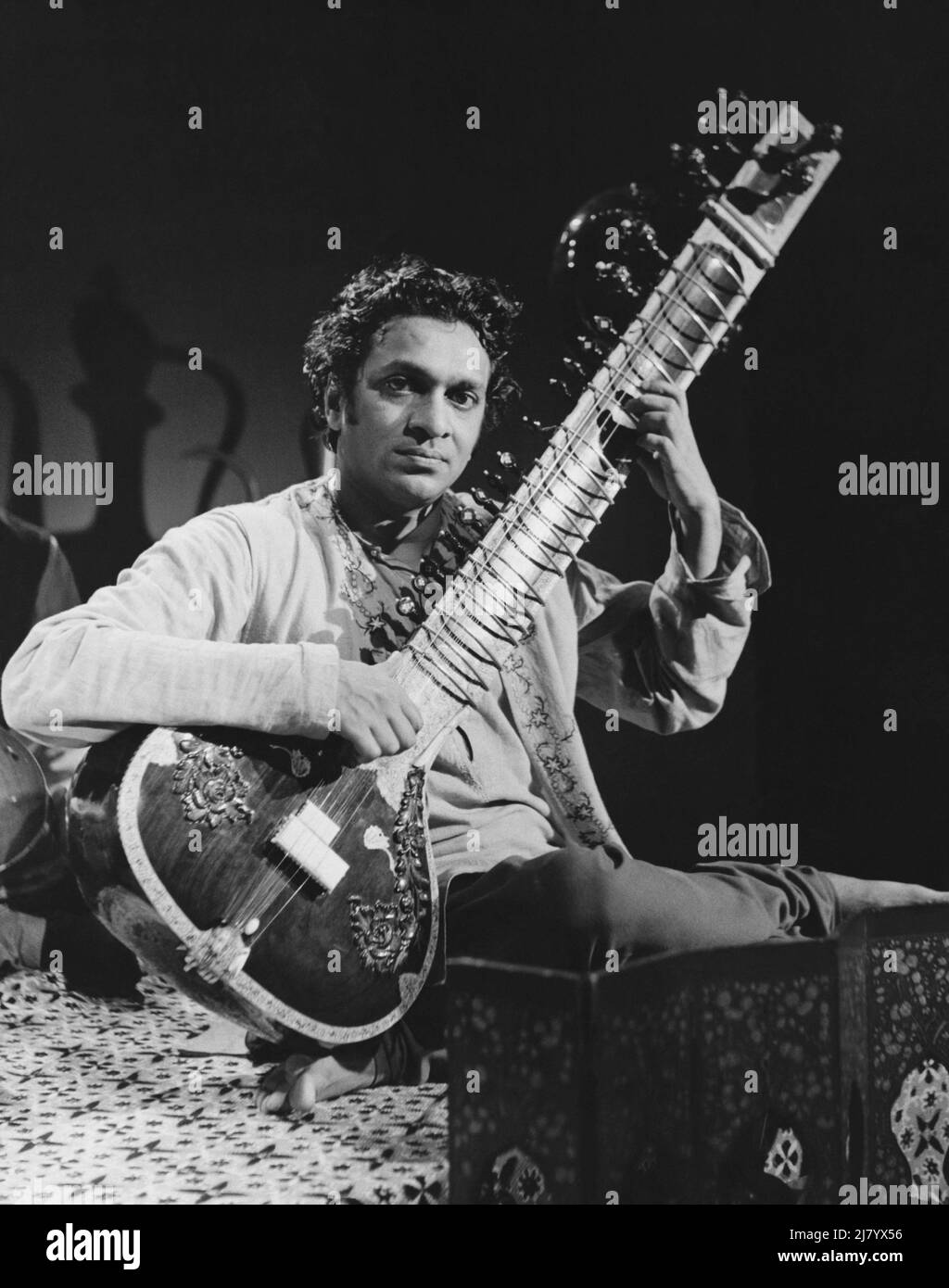 Ravi Shankar, 1960s Foto de stock