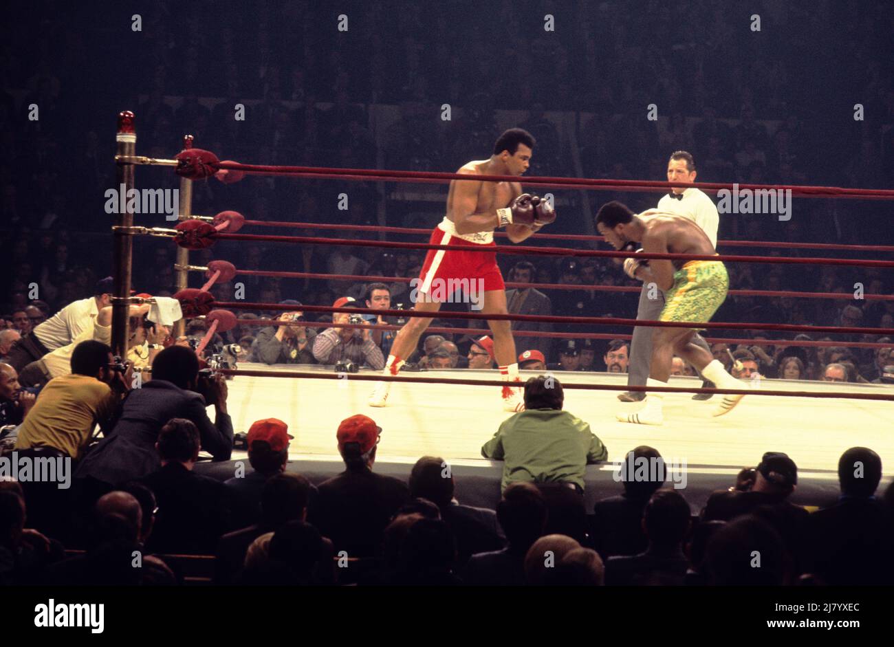 Muhammed Ali contra Joe Frazier Foto de stock