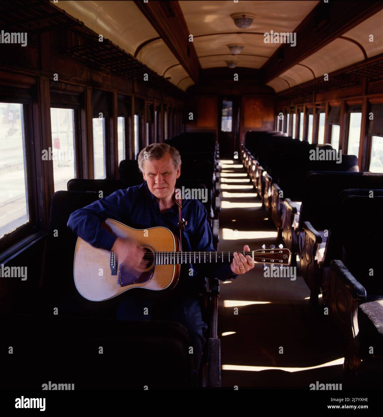 Doc Watson, Cover of Riding the Midnight Train Album, 1986 Foto de stock