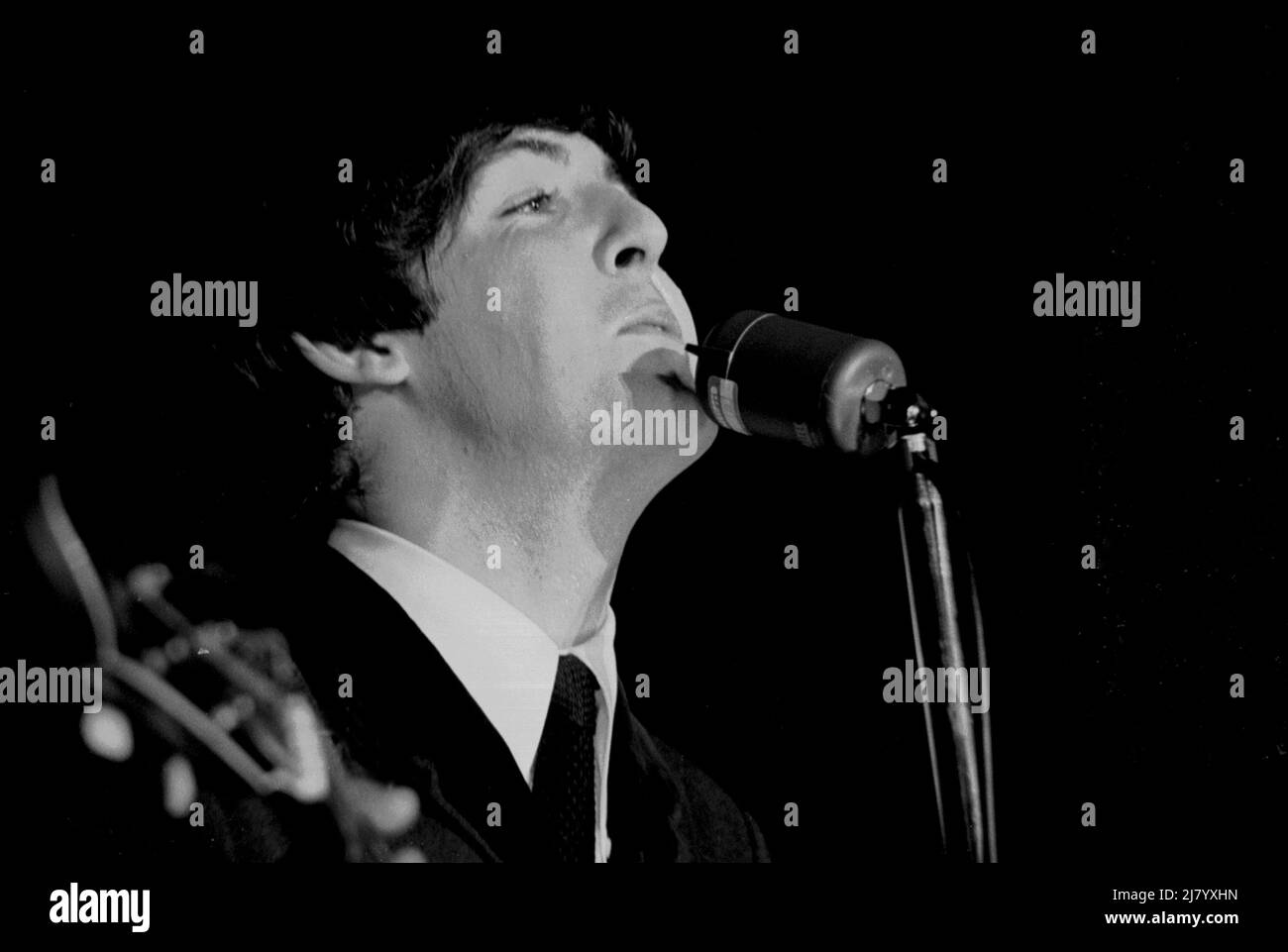 Paul McCartney con los Beatles, 1964 Foto de stock