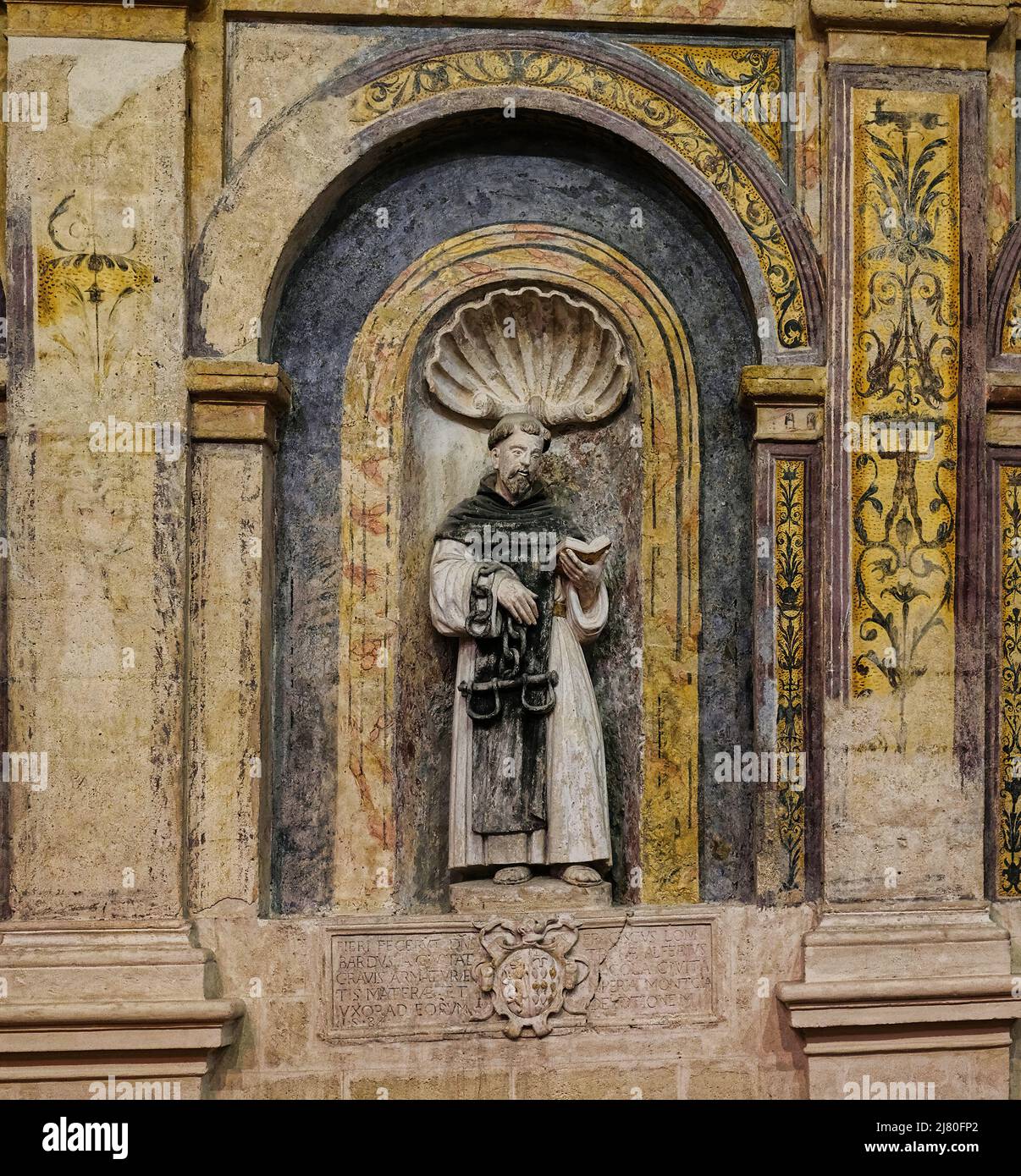 El Santuario de Santa Maria della Palomba en Matera es una iglesia