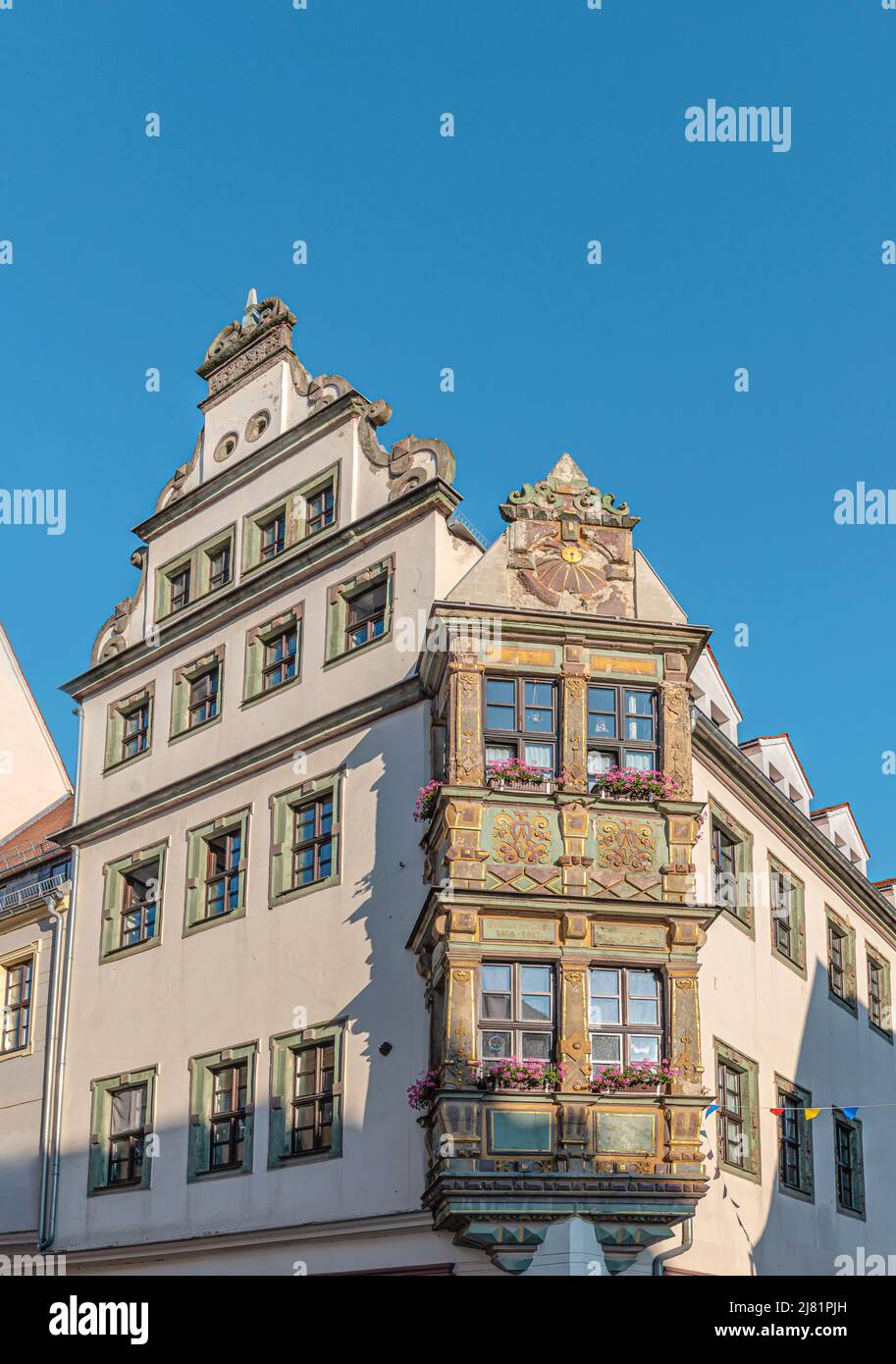 El Schöne-Erker-Haus fue construido en 1616 en el casco antiguo histórico de Freiberg, Sajonia, Alemania Foto de stock