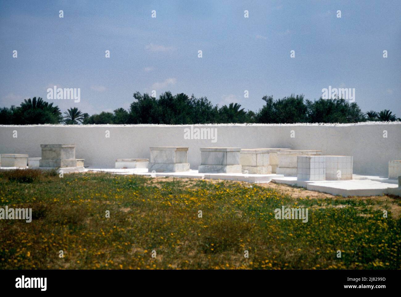 Djerba Sinagoga de Túnez en el cementerio de La Ghriba Foto de stock