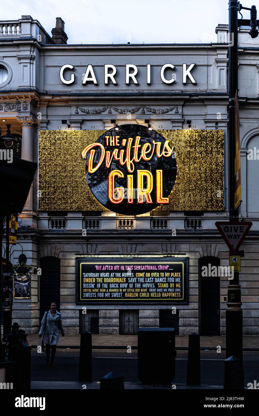 El espectáculo Drifters Girl en el Garrick Theatre, Londres, Inglaterra, Reino Unido. Foto de stock