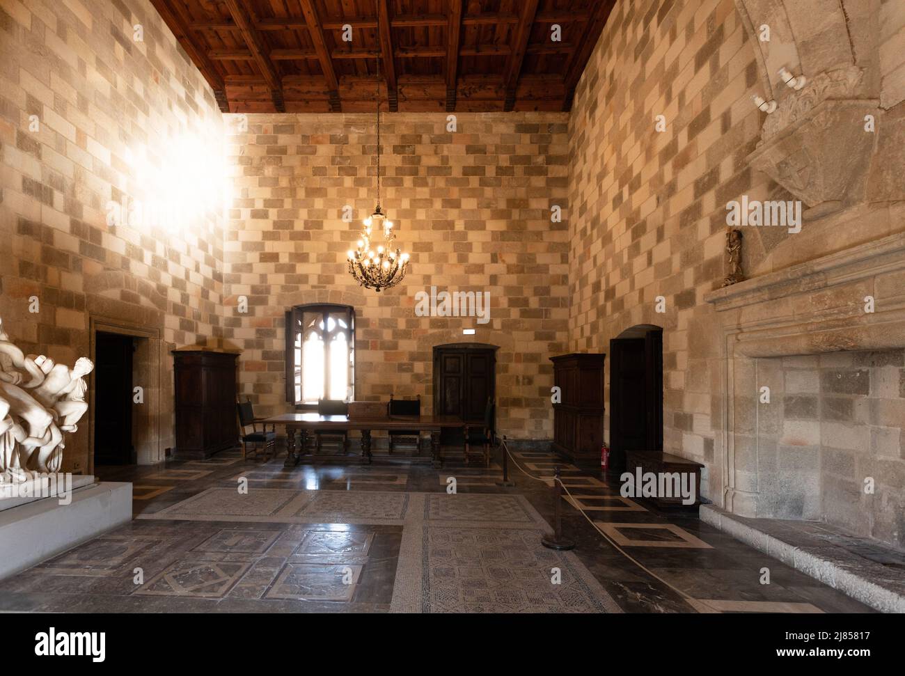 Interiores dentro del palacio del Gran Maestro en Rodas, Grecia Foto de stock