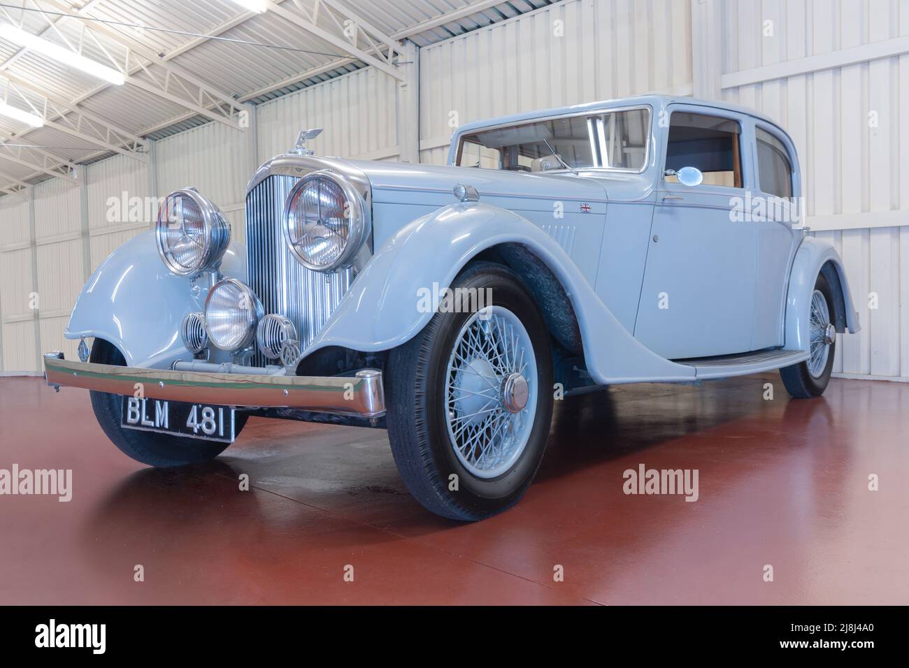 GALDAMAS, ESPAÑA-8 DE AGOSTO de 2021: 1934 Bentley 3 ½ Liter Sports Saloon en Torre Loizaga (Miguel de la Via) Museo del Automóvil Foto de stock
