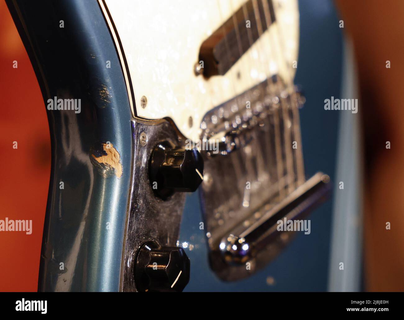 Guitarra eléctrica icónica fotografías e imágenes de alta resolución - Alamy