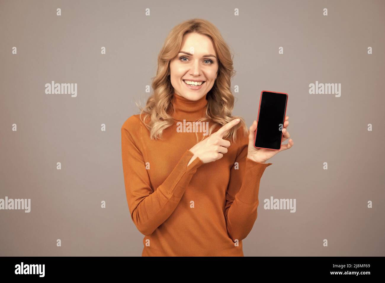 Anuncio publicitario de anuncios móviles fotografías imágenes alta - Alamy