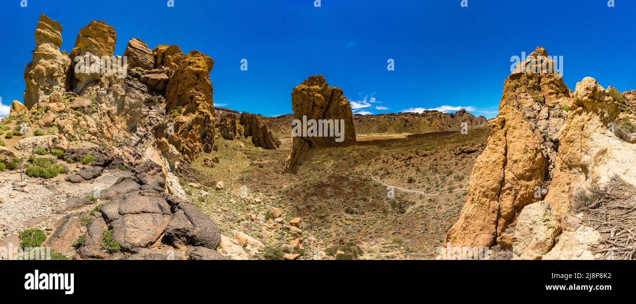Impresionantes formaciones rocosas volcánicas, Roques de Garcia, Tenerife, Islas Canarias, España Foto de stock