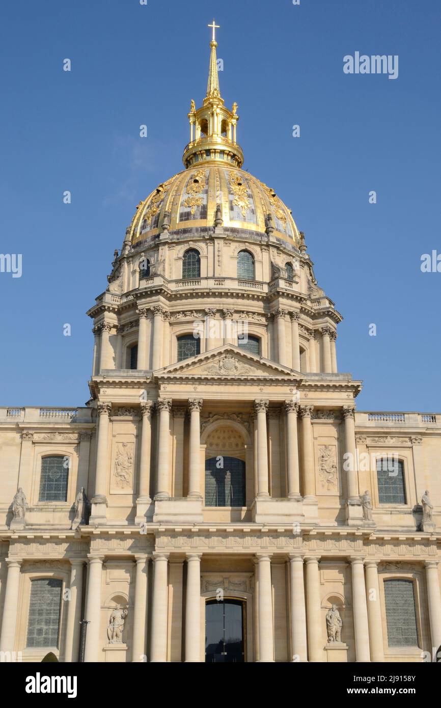 La iglesia de los Inválidos en París, Francia Fotografía de stock - Alamy