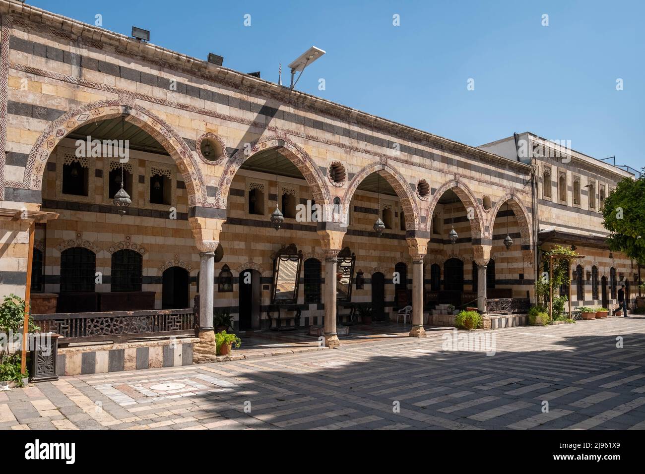 Damasco, Siria -Mayo de 2022: Dentro del monumento histórico y museo, el Palacio Al Azem de Damasco, Siria Foto de stock