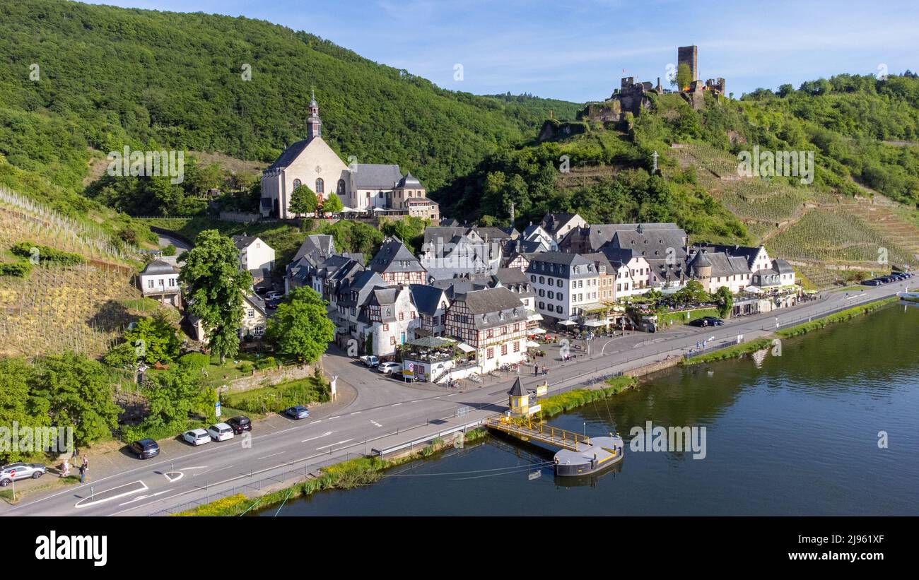 Beilstein, Castillo de Metternich o Burg Metternich, Valle del Mosela, Alemania Foto de stock