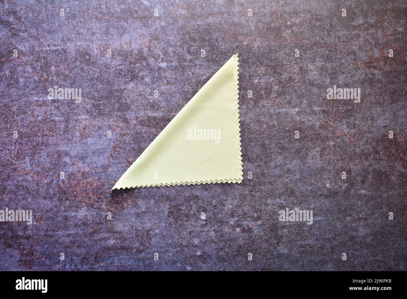 Paños de microfibra toallitas para limpiar gafas de gafas o gafas de sol  Fotografía de stock - Alamy