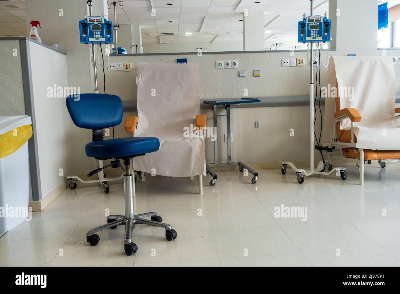 sala de tratamiento de quimioterapia en el hospital de torrevieja Foto de stock