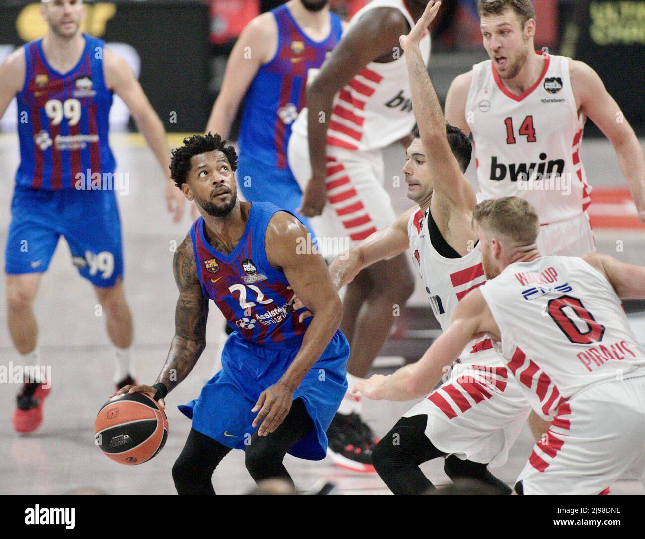 Euroliga de Baloncesto. Partido para el tercer y cuarto lugar: FC Barcelona  vs Olympiacos en el pabellón Stark Arena. Belgrado, Serbia. 21st de mayo de  2022. 900/Cordon Press Credit: CORDON PRESS/Alamy Live