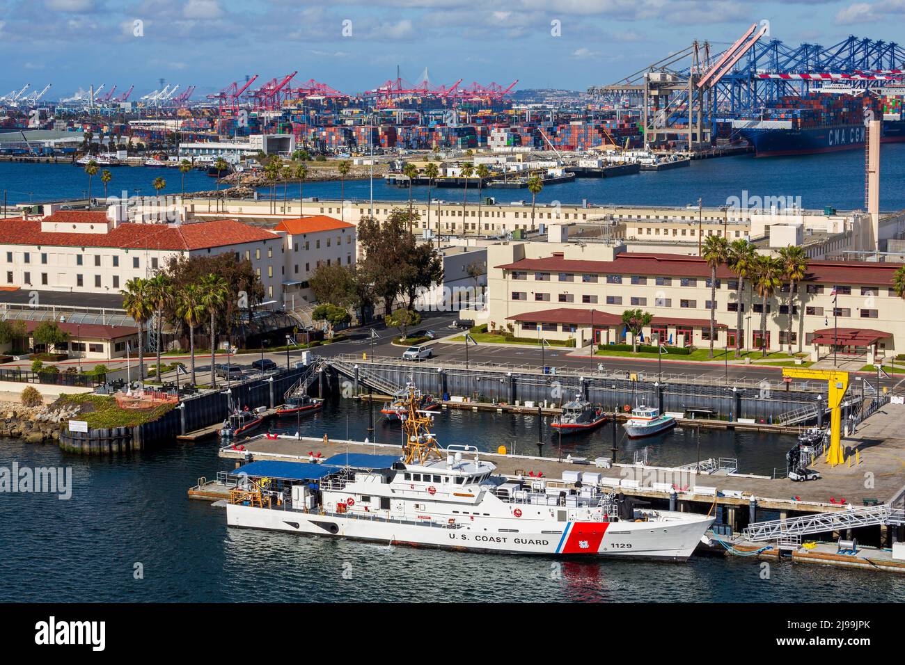 Terminal Island Coast Guard Station, Puerto de Los Ángeles, San Pedro, California, Estados Unidos Foto de stock