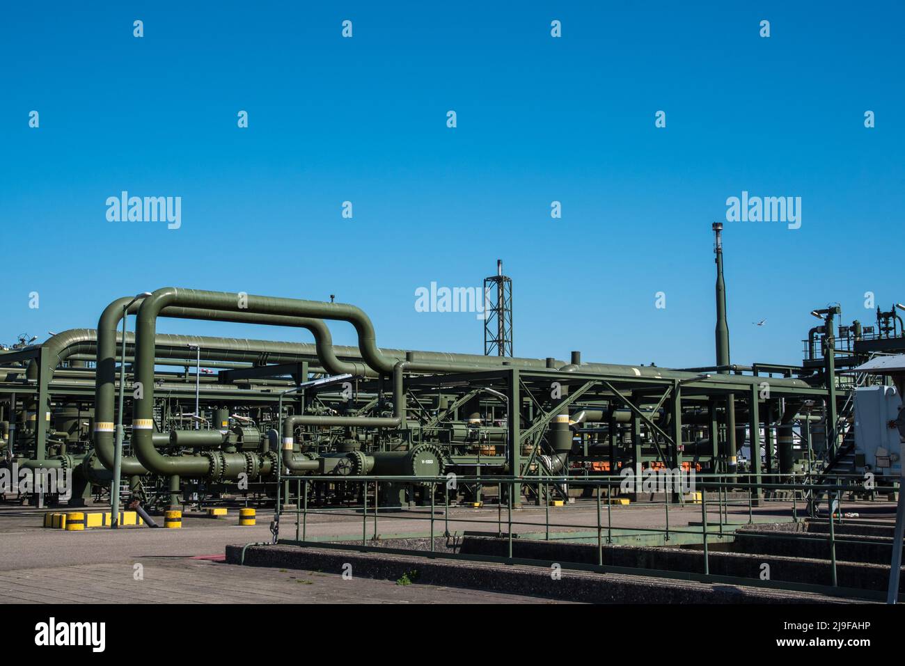 Den Helder, Países Bajos, mayo de 2022. Instalaciones de gas en zona industrial cerca de Den helder. Fotografías de alta calidad Foto de stock