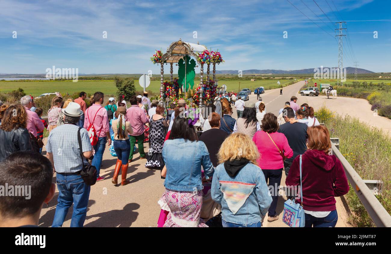 Romeria de la Virgen de las Virtudes, Fuente de Piedra, Provincia de Málaga, Andalucía, España. Una romería es una peregrinación en honor de un santo. Aparte de eso Foto de stock