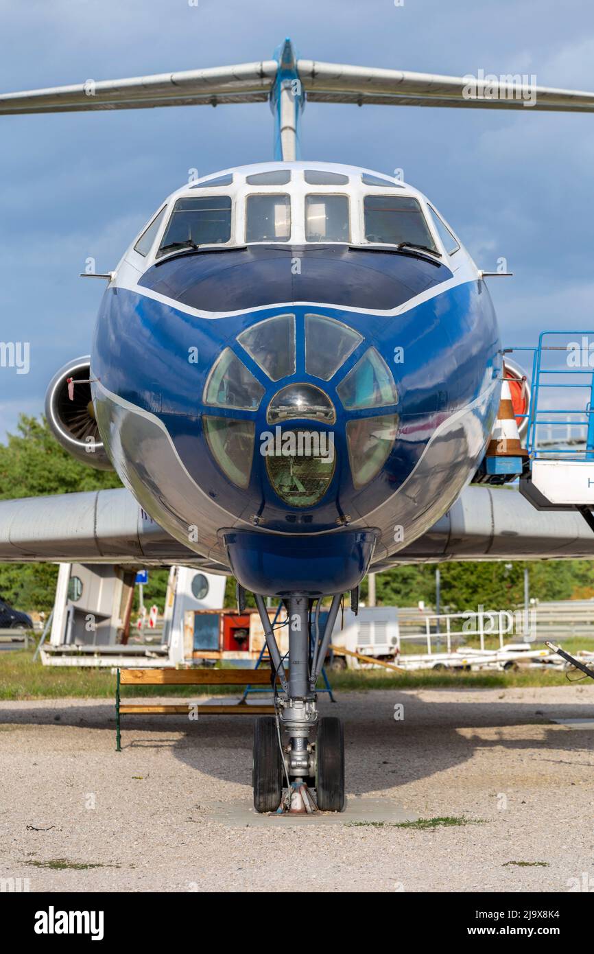 Budapest, Hungría - 09 02 2021: Tupolev Tu-134 en el Aeroparque Un museo de aviación al aire libre en Budapest. Foto de stock