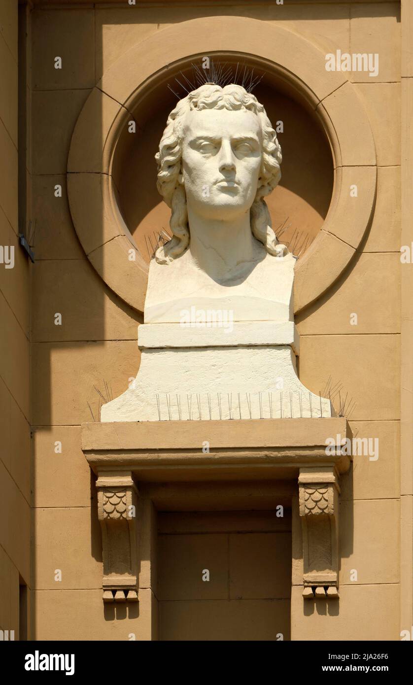Busto de Friedrich Schiller, Gera Teatro, Grosses Haus, Gera, Turingia, Alemania Foto de stock