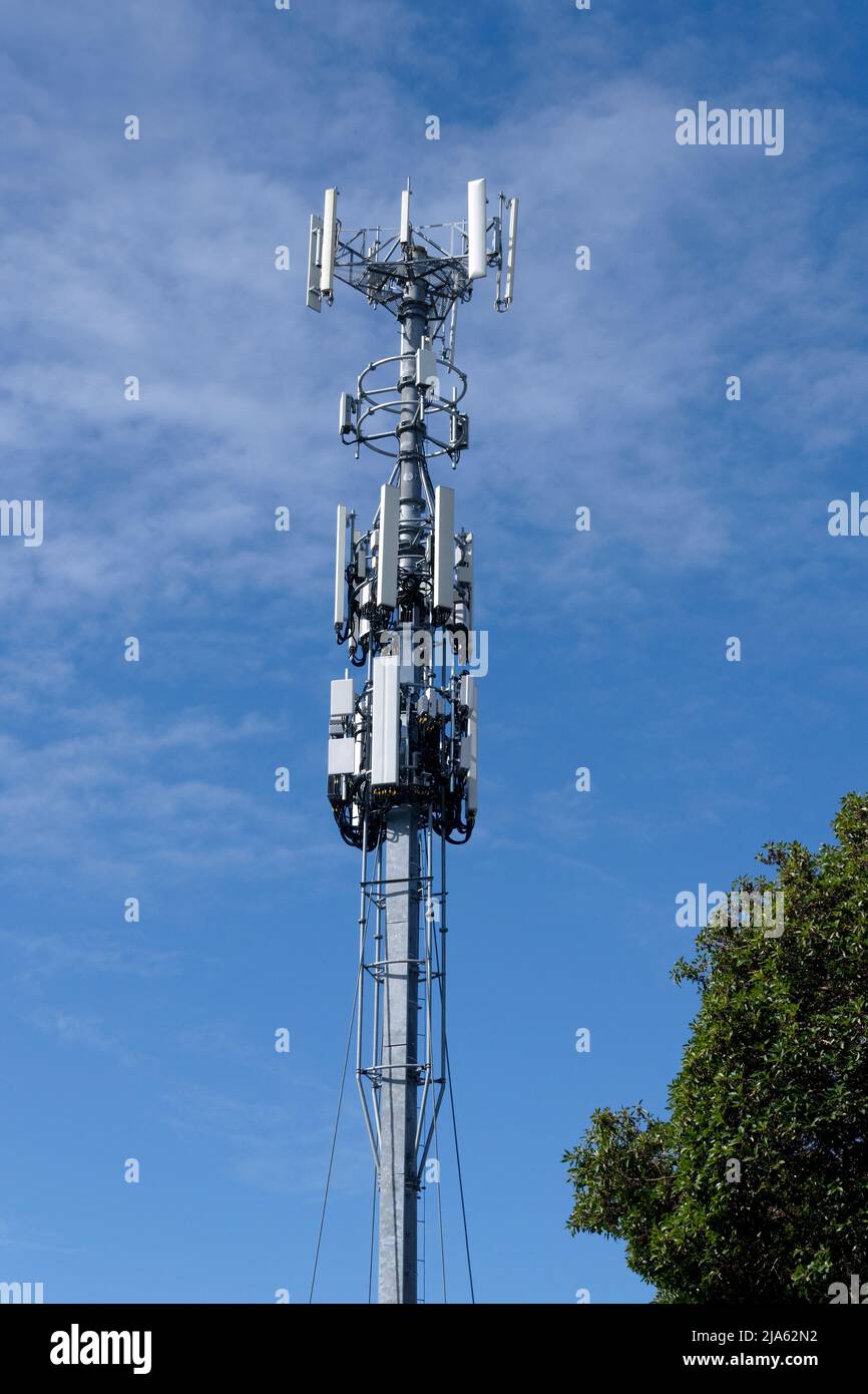 G5 torre de telecomunicaciones Foto de stock