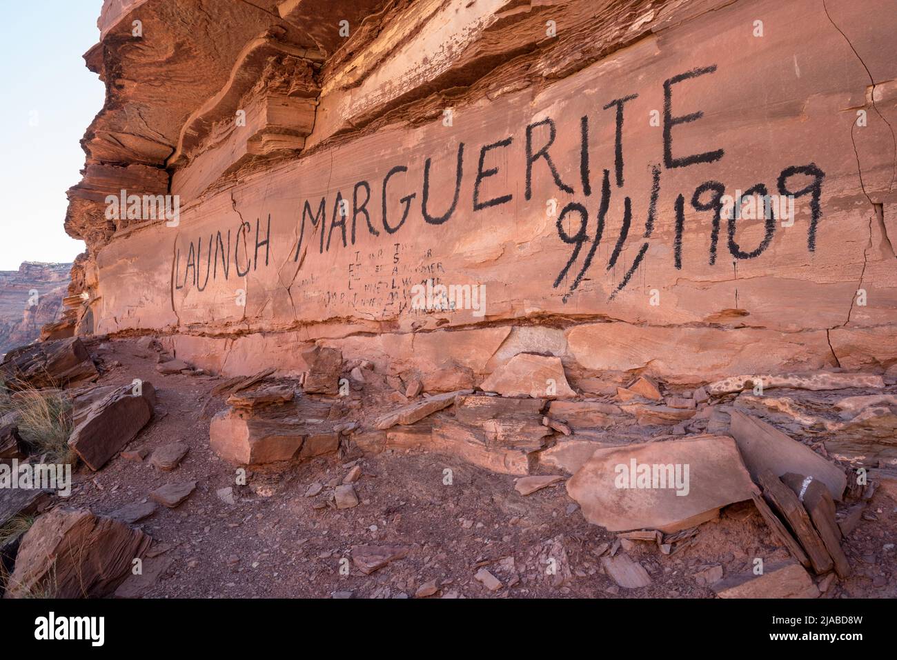 Lanzar la inscripción Marguerite a lo largo del Green River, Utah. Foto de stock