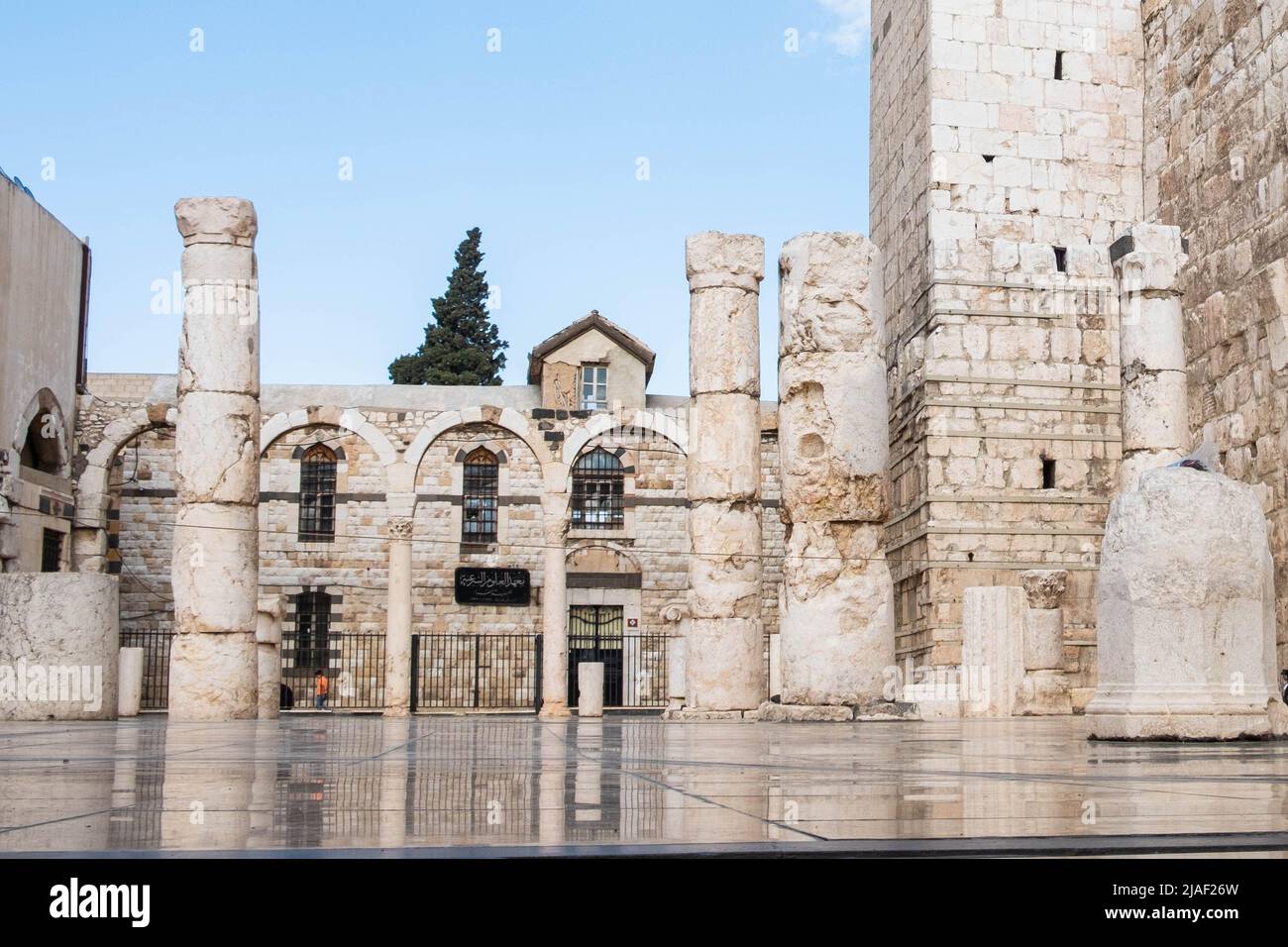 Damasco, Siria - Mayo de 2022: Exterior de la mezquita de Umayyad y mausoleo de Saladín en Damasco Foto de stock